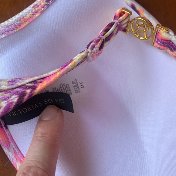 Victorias Secret bathingsuit - Picture 4 of 4